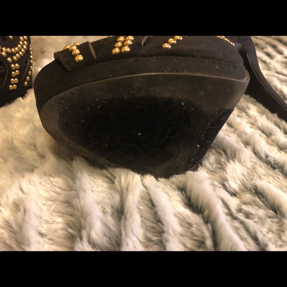 Heels in boot style - Picture 5 of 7